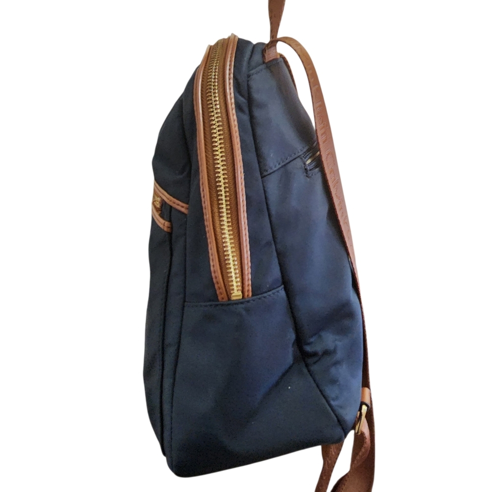 Calvin Klein Navy Backpack with Brown Trim and Gold Accents Preloved - Picture 3 of 12